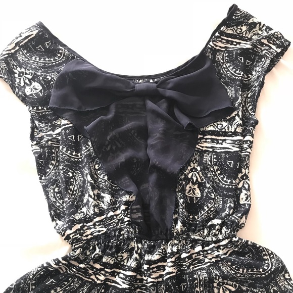 Black and blue shorts romper - Picture 1 of 5